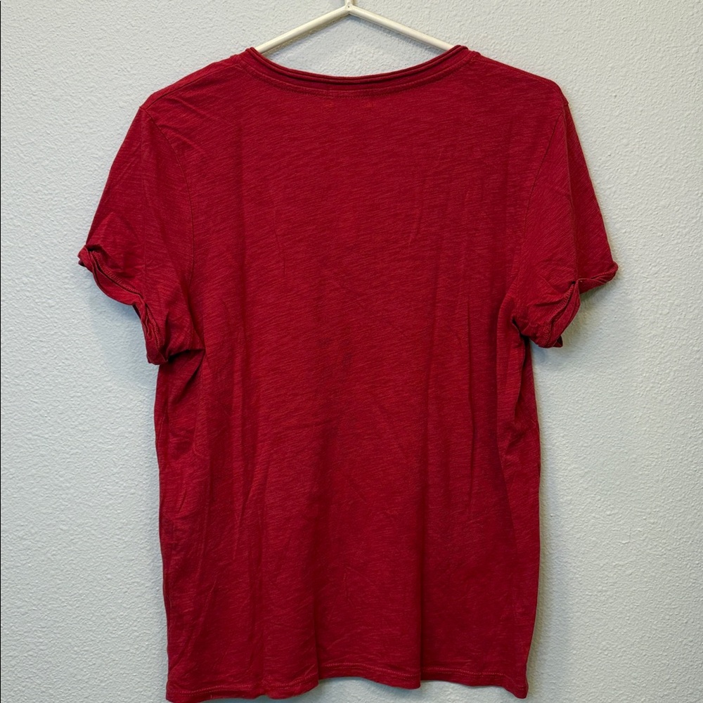 NWT Anthropologie t.la red V-Neck Tee - size medium - $58 MSRP - Picture 3 of 5